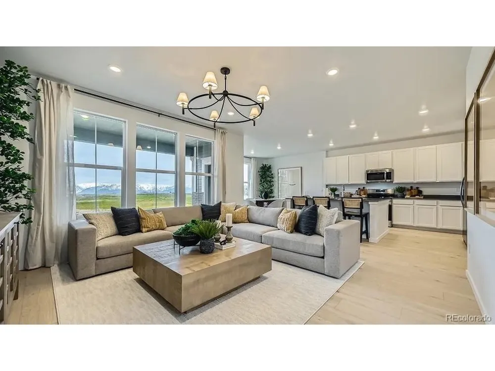 2056 Crested Lark Street Fort Collins, CO 80528
