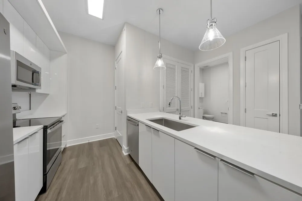 121 34TH ST Union City, NJ 07087