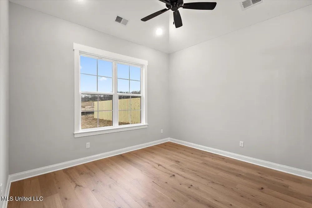843 W Quitman Court Nesbit, MS 38651