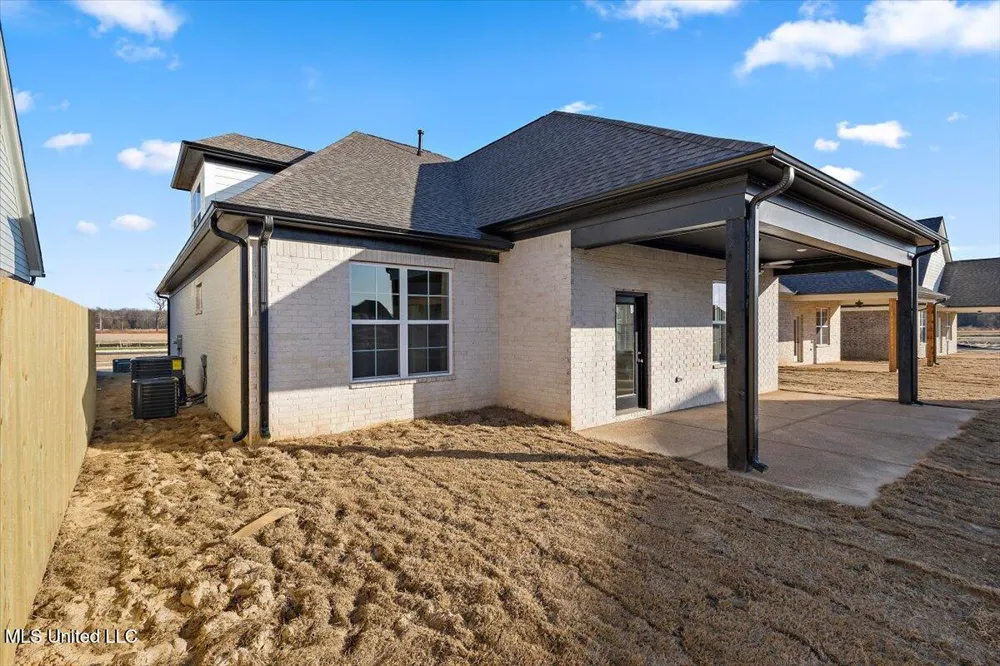 843 W Quitman Court Nesbit, MS 38651