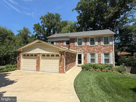 9552 GRANDE OAKS COURT