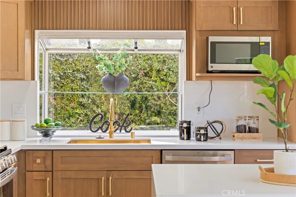 24826 Oxford Laguna Niguel, CA 92677