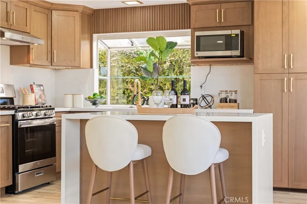 24826 Oxford Laguna Niguel, CA 92677