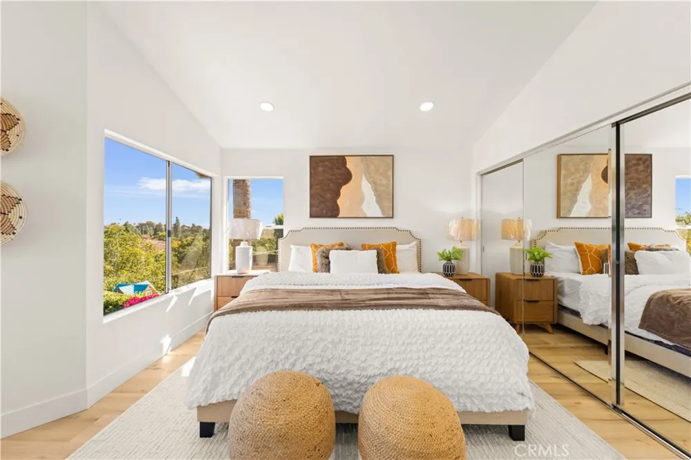 24826 Oxford Laguna Niguel, CA 92677