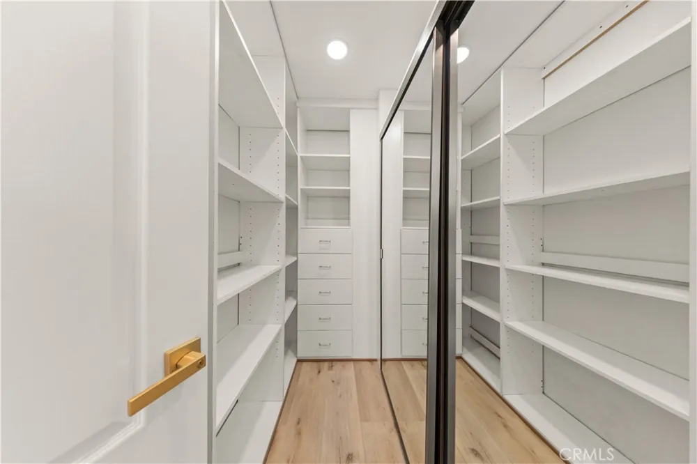 24826 Oxford Laguna Niguel, CA 92677