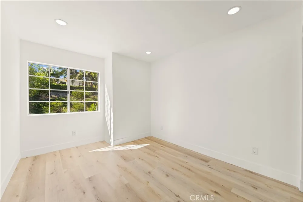 24826 Oxford Laguna Niguel, CA 92677