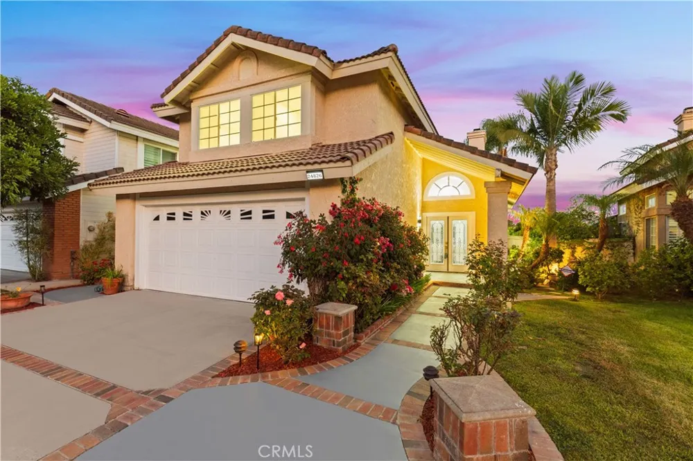 24826 Oxford Laguna Niguel, CA 92677
