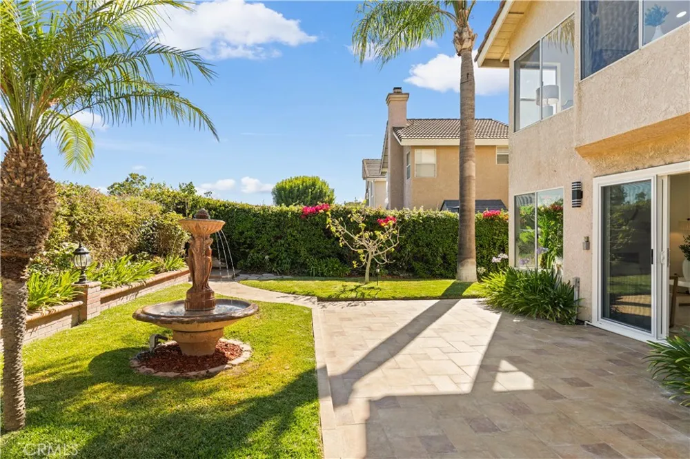 24826 Oxford Laguna Niguel, CA 92677