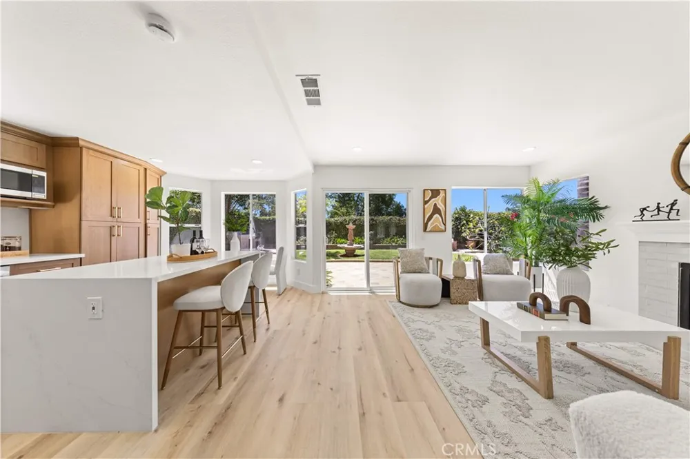 24826 Oxford Laguna Niguel, CA 92677