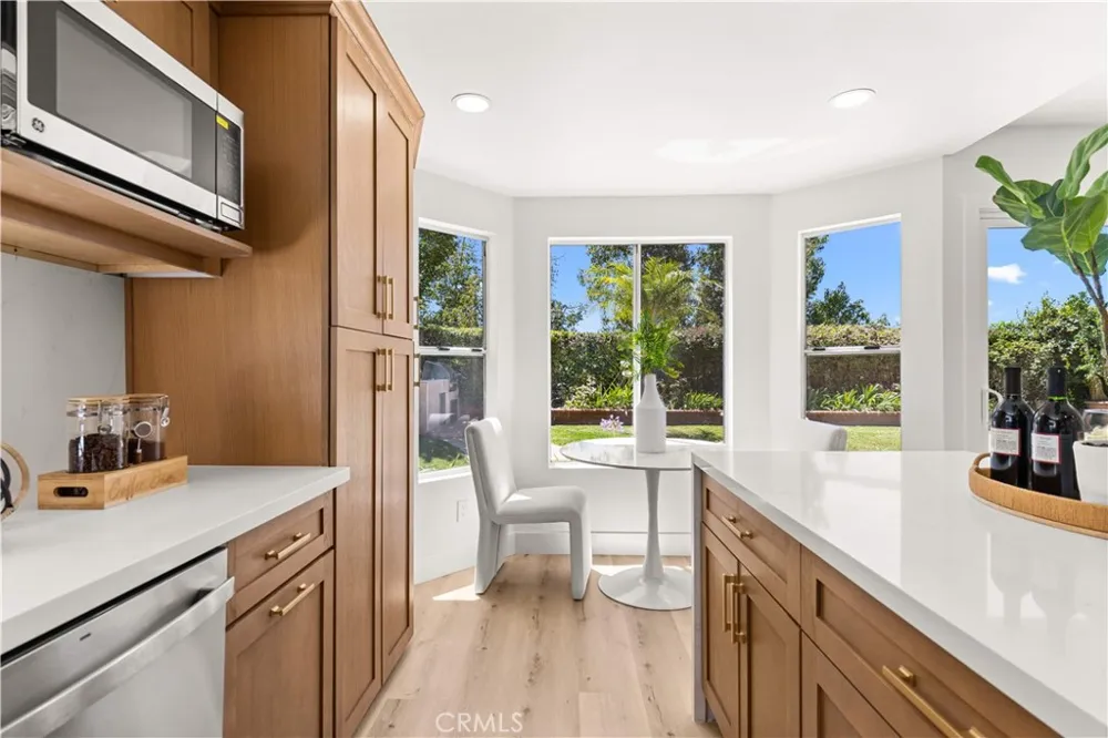 24826 Oxford Laguna Niguel, CA 92677