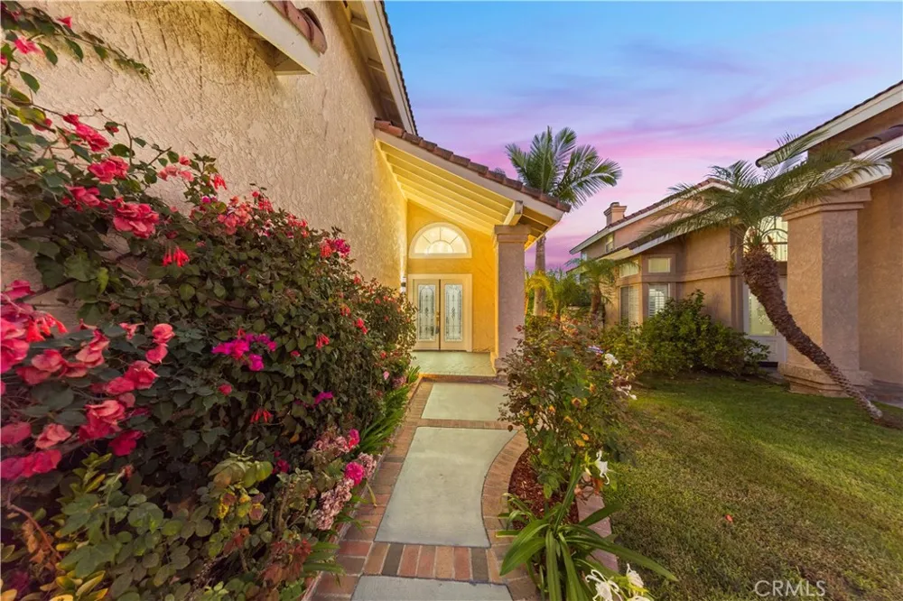 24826 Oxford Laguna Niguel, CA 92677