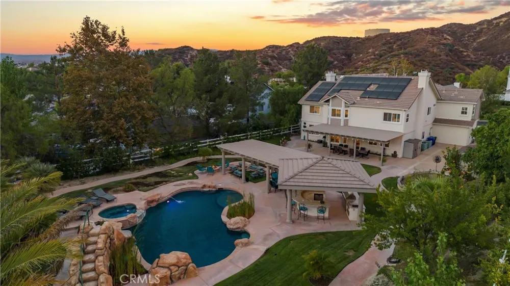 15260 Saddleback Road Canyon Country, CA 91387