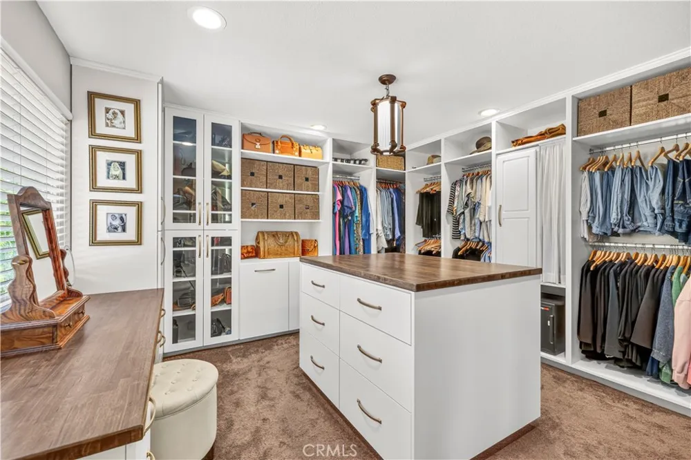 15260 Saddleback Road Canyon Country, CA 91387
