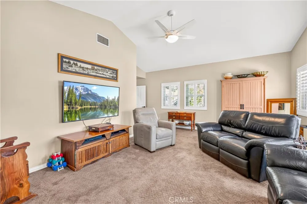 15260 Saddleback Road Canyon Country, CA 91387