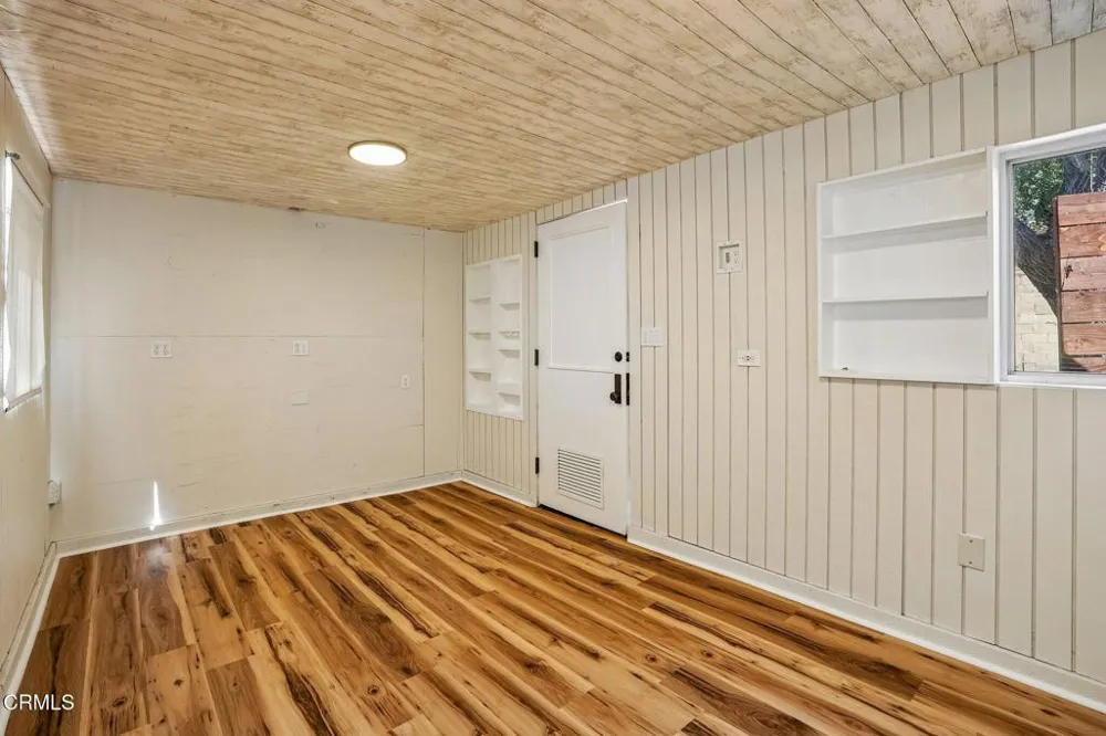 4326 Briggs Avenue Montrose, CA 91020