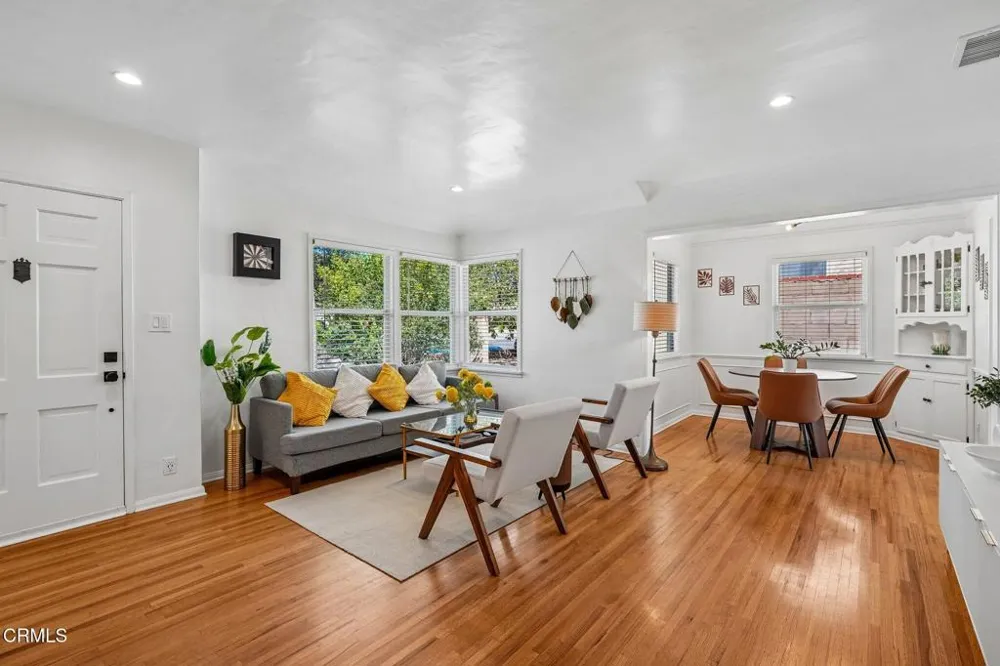 4326 Briggs Avenue Montrose, CA 91020