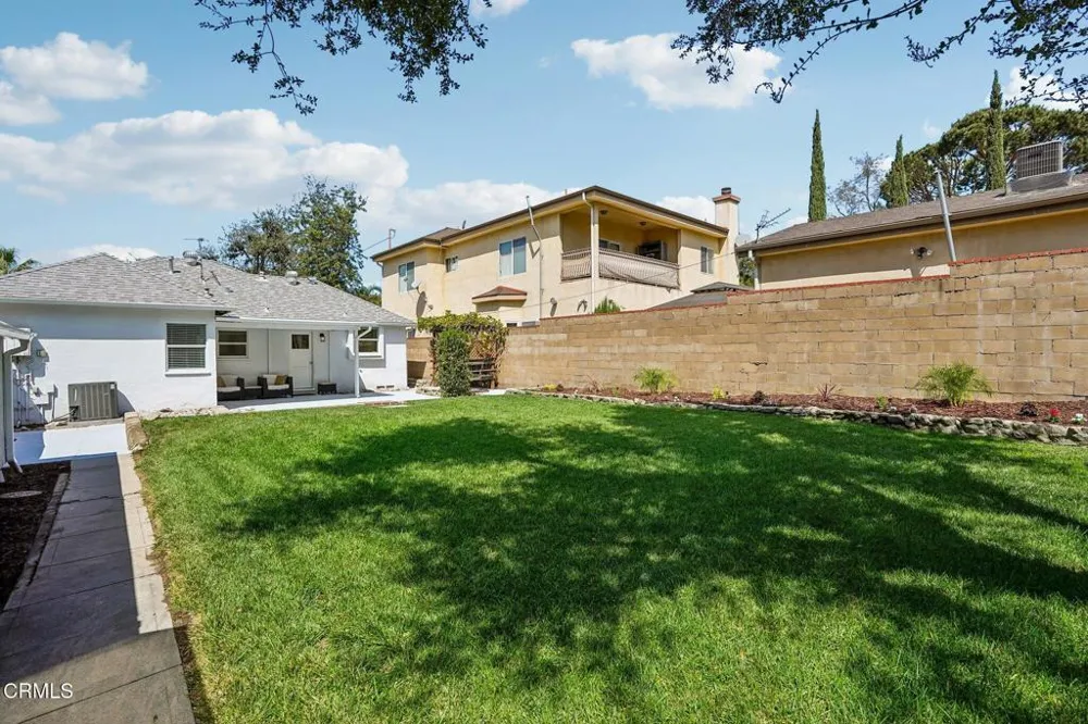4326 Briggs Avenue Montrose, CA 91020