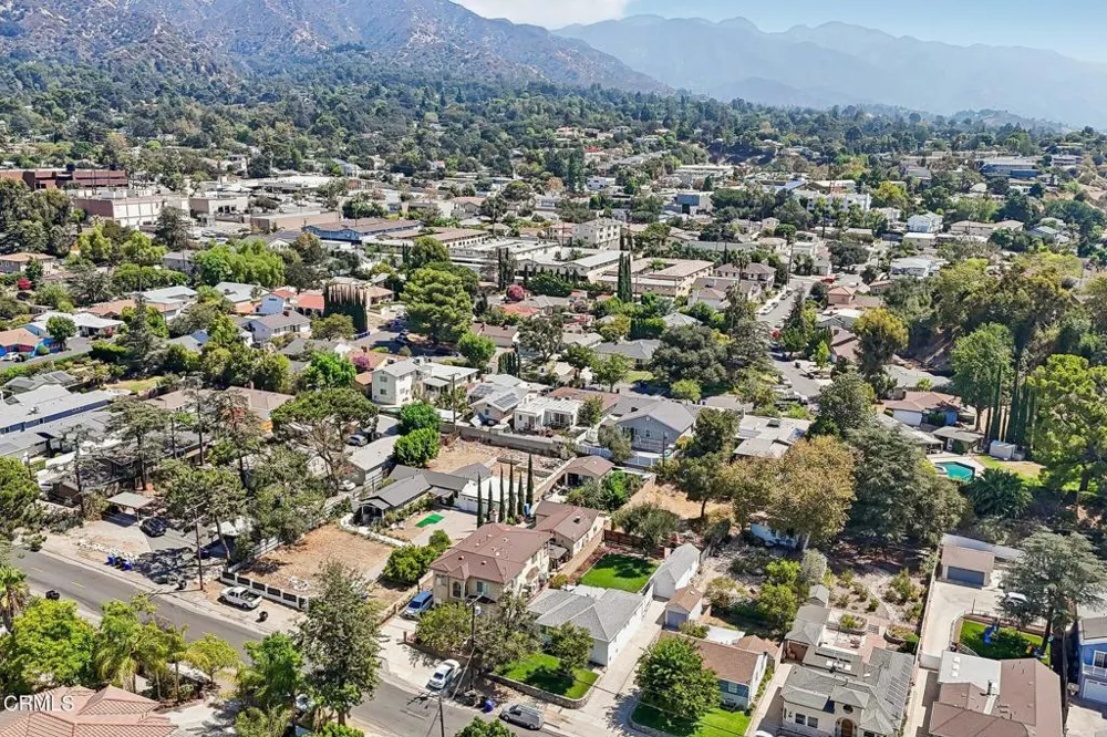 4326 Briggs Avenue Montrose, CA 91020