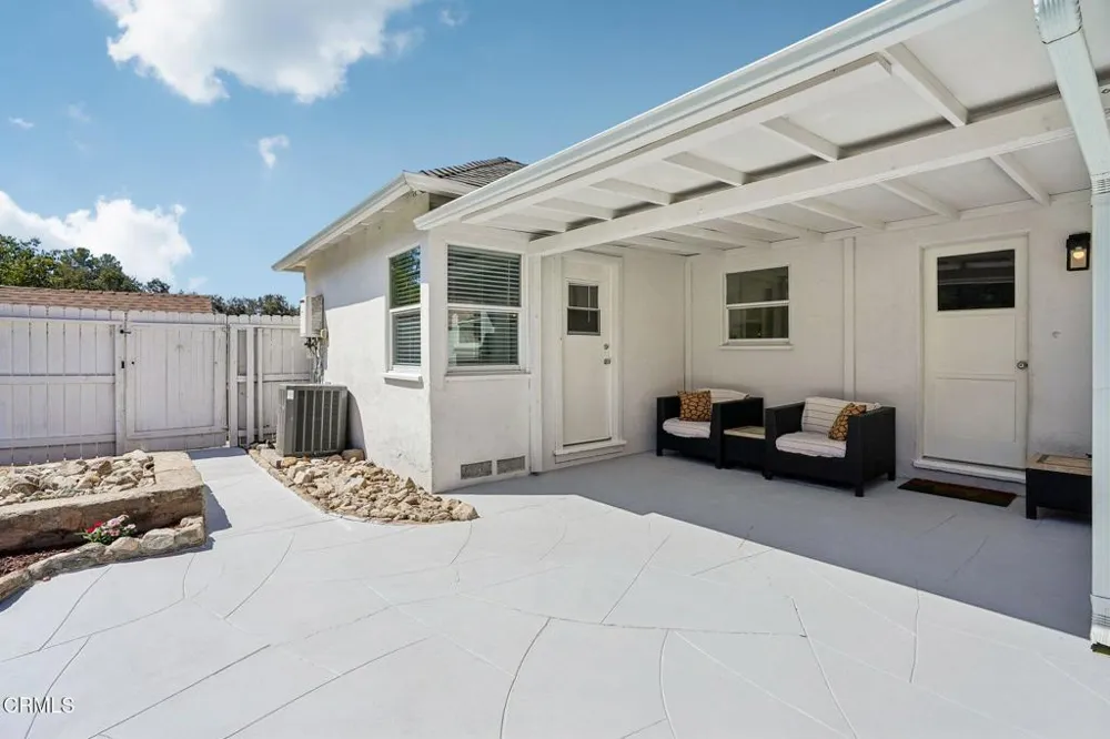 4326 Briggs Avenue Montrose, CA 91020