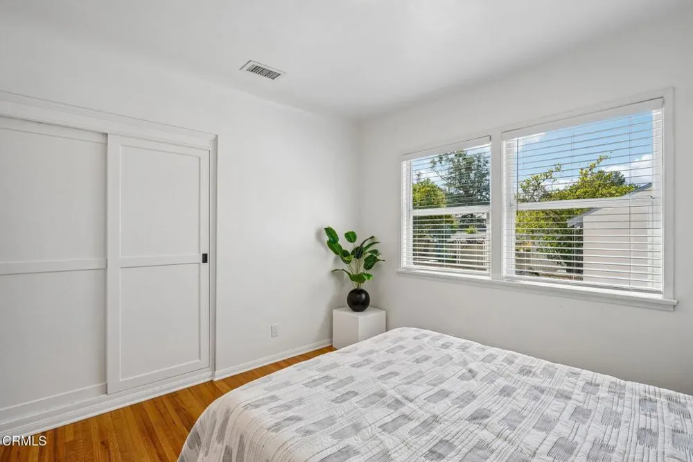 4326 Briggs Avenue Montrose, CA 91020