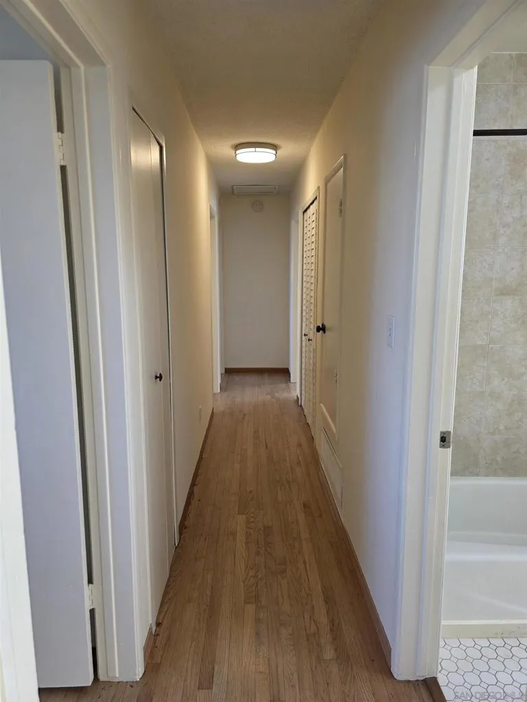 5051 Dubois Drive San Diego, CA 92117