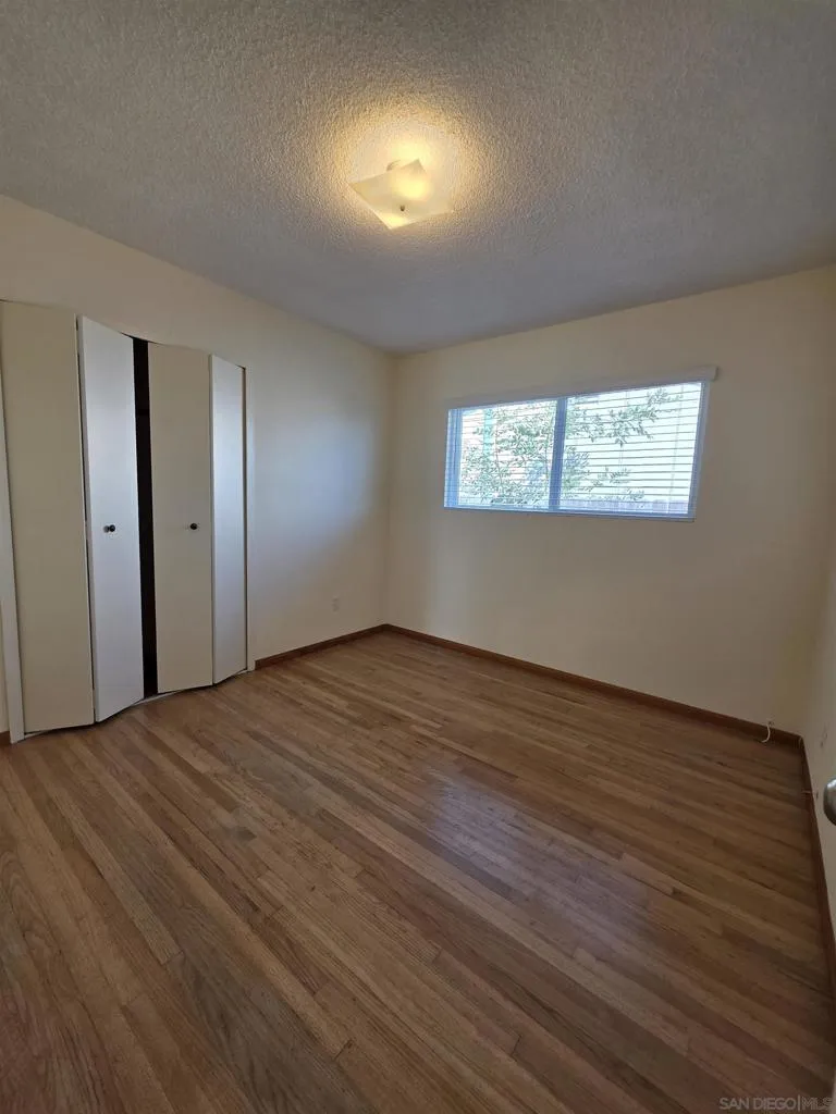 5051 Dubois Drive San Diego, CA 92117