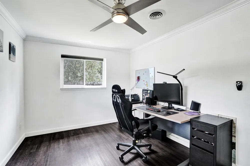 6400 PARK STREET Hollywood, FL 33024