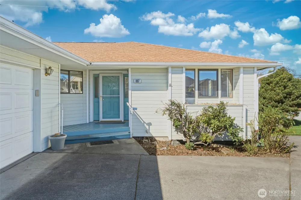 807 SE Sentry Drive College Place, WA 99324