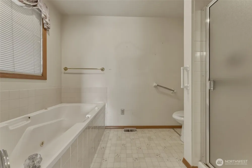 807 SE Sentry Drive College Place, WA 99324