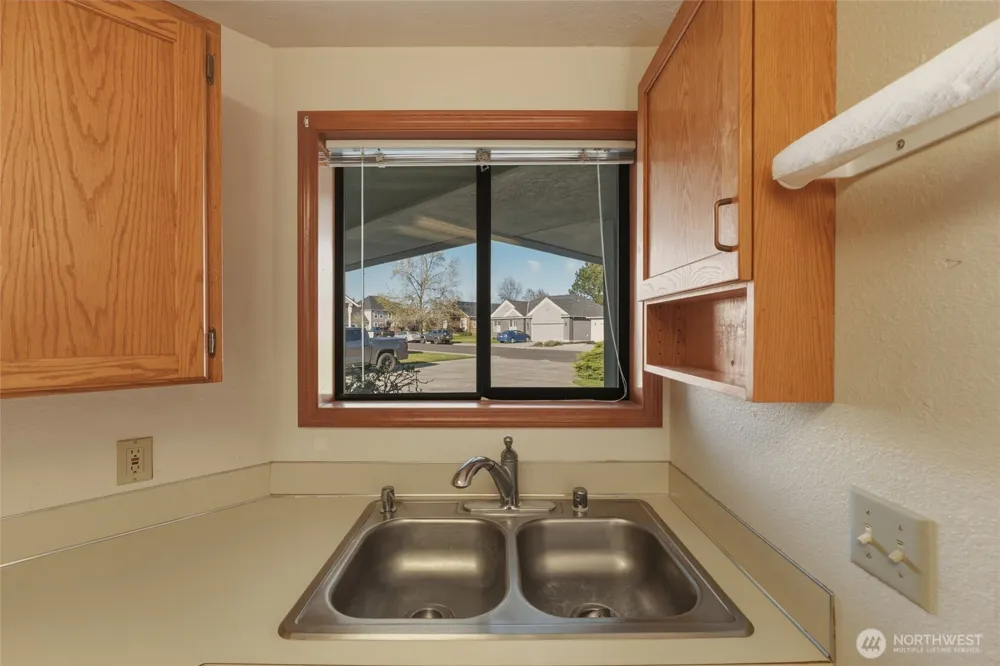 807 SE Sentry Drive College Place, WA 99324