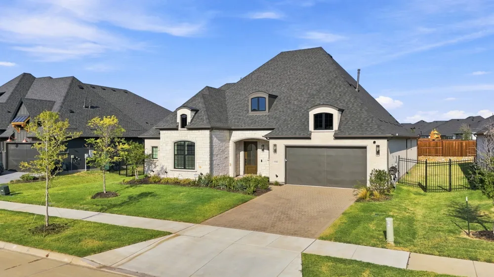 230 Pearland Drive Prosper, TX 75078