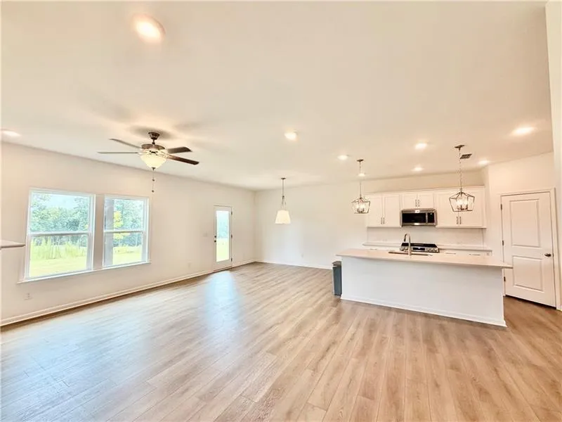 215 Foxhill Drive Dawsonville, GA 30534