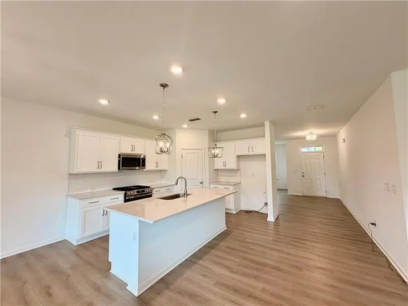 215 Foxhill Drive Dawsonville, GA 30534