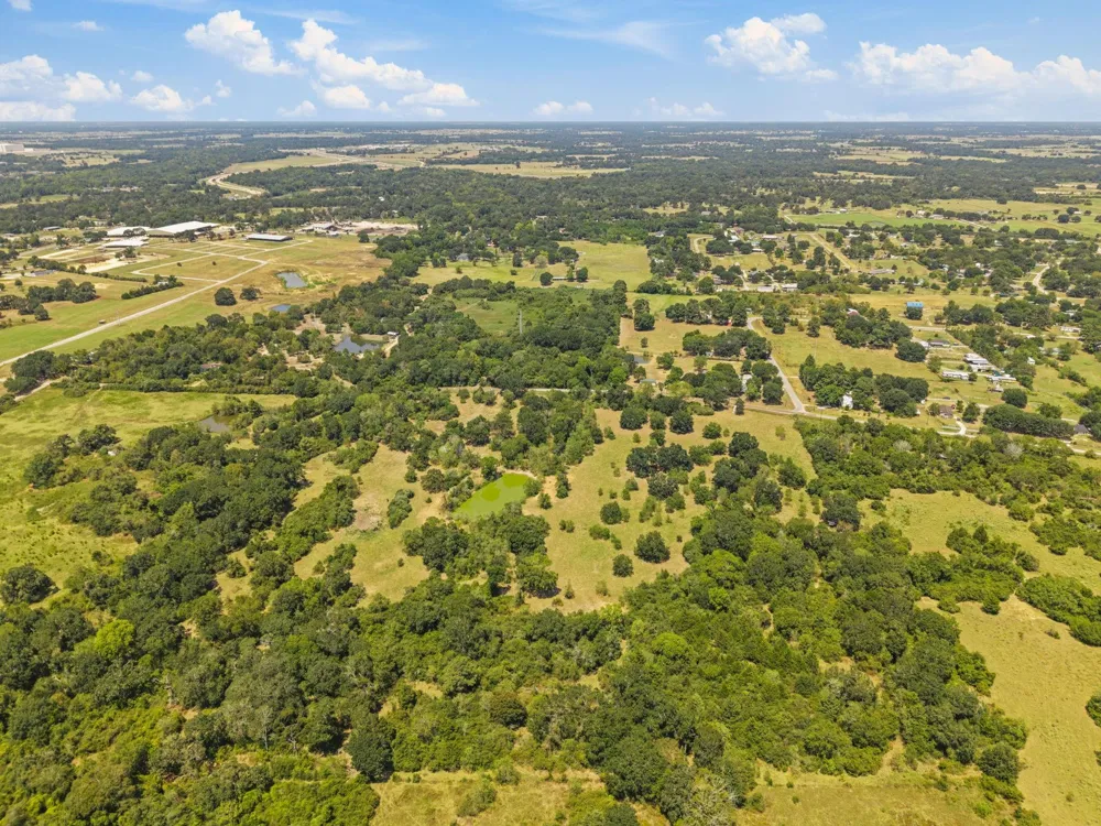 37585 Porter Road Hempstead, TX 77445