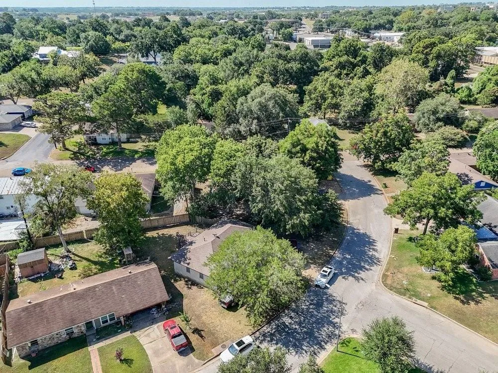 400 Sandra Drive Brenham, TX 77833