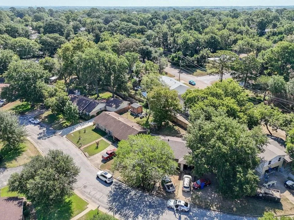 400 Sandra Drive Brenham, TX 77833