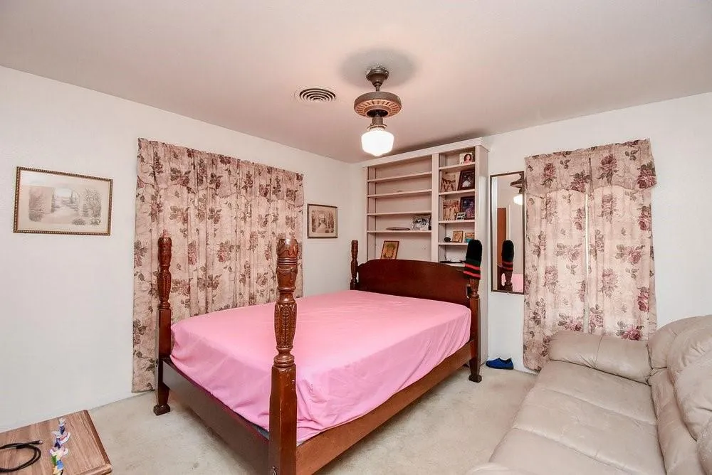 400 Sandra Drive Brenham, TX 77833