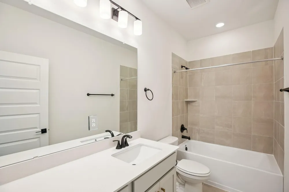 7403 Crown Canyon Drive Atascocita, TX 77346