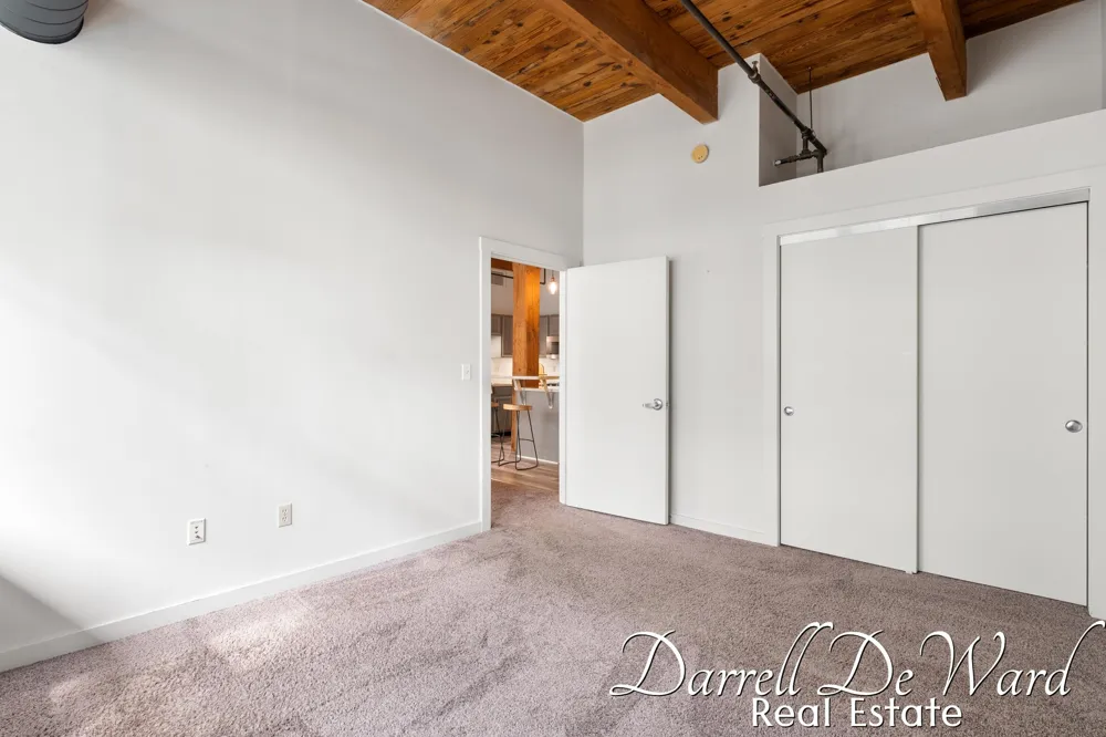 940 Monroe Avenue NW #221 Grand Rapids, MI 49503