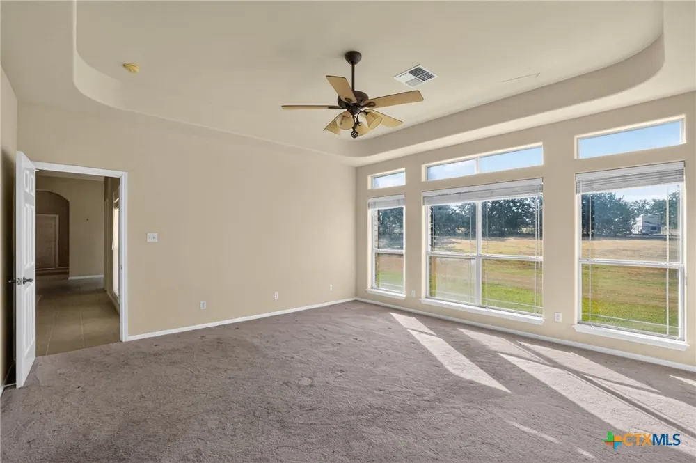 986 High Grove Road Cedar Creek, TX 78612