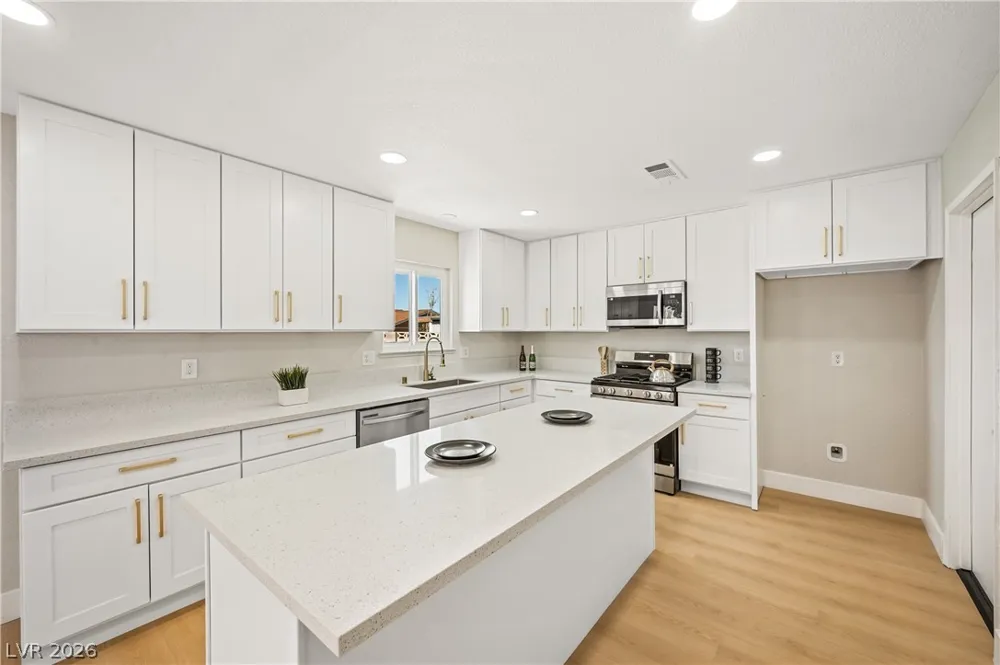 7700 Peacock Avenue Las Vegas, NV 89145