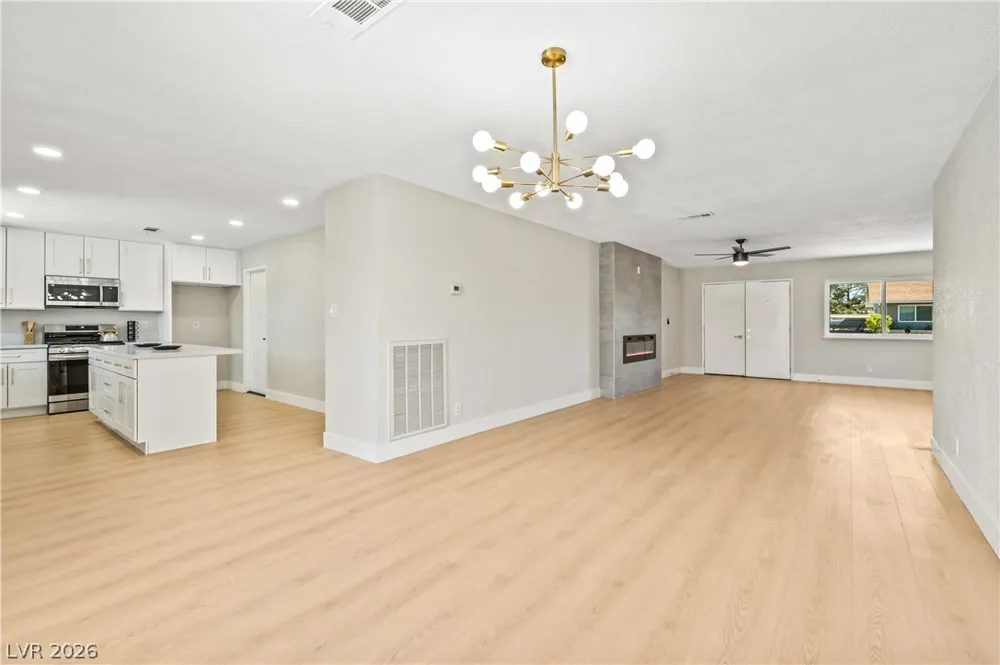 7700 Peacock Avenue Las Vegas, NV 89145