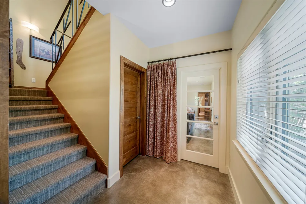 124 Rocky Hill Drive Sand Springs, OK 74063