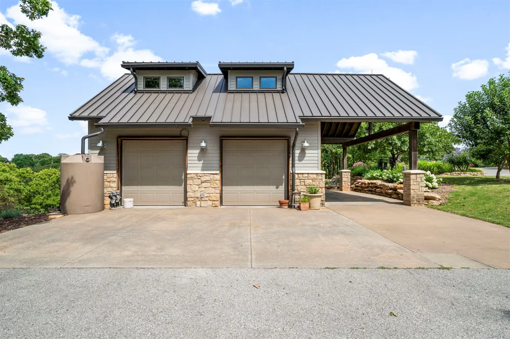 124 Rocky Hill Drive Sand Springs, OK 74063