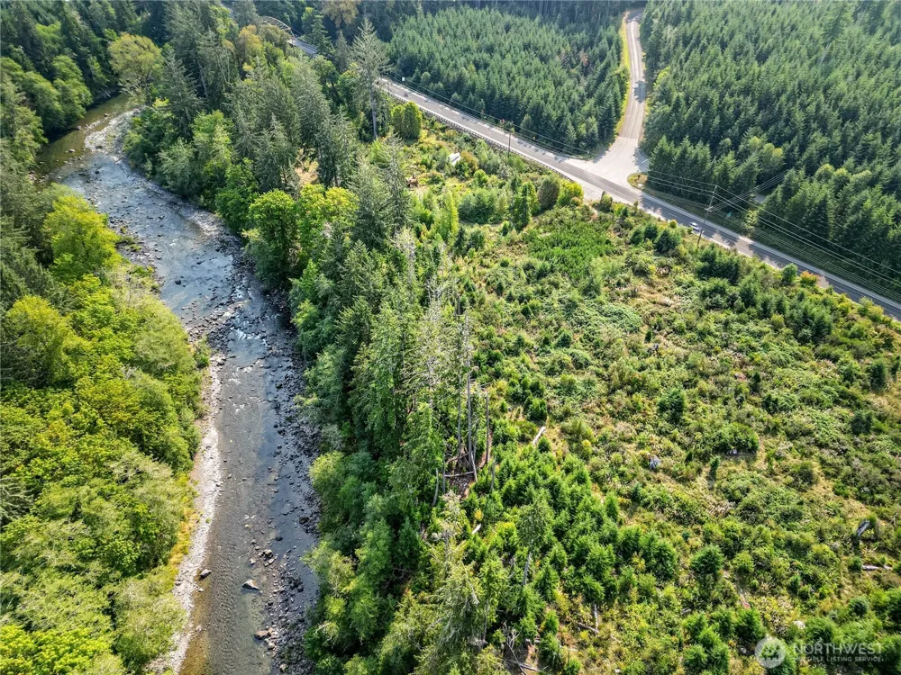 203503 Hwy 101 Beaver, WA 98305