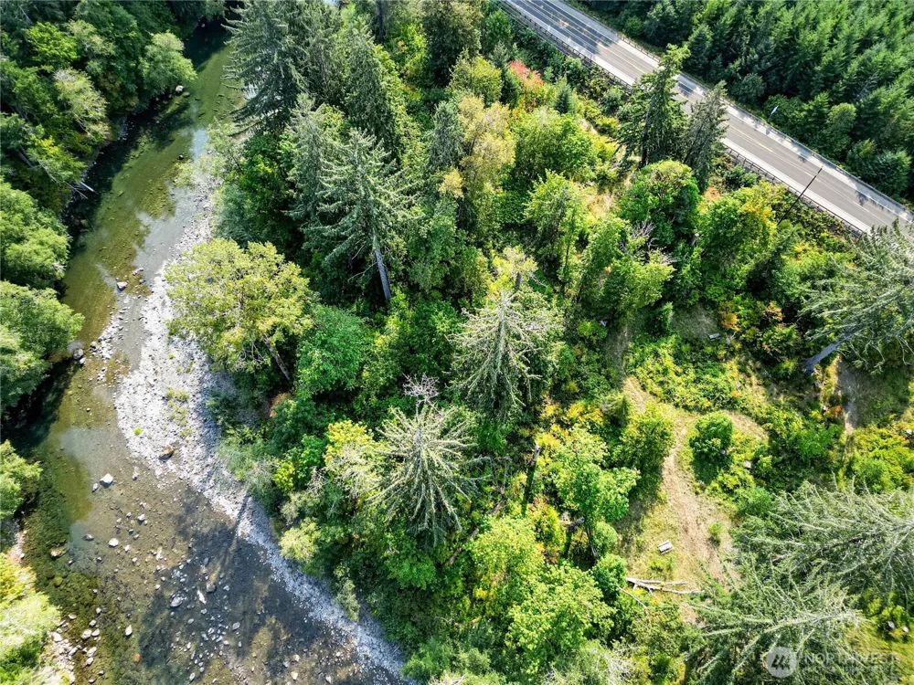 203503 Hwy 101 Beaver, WA 98305