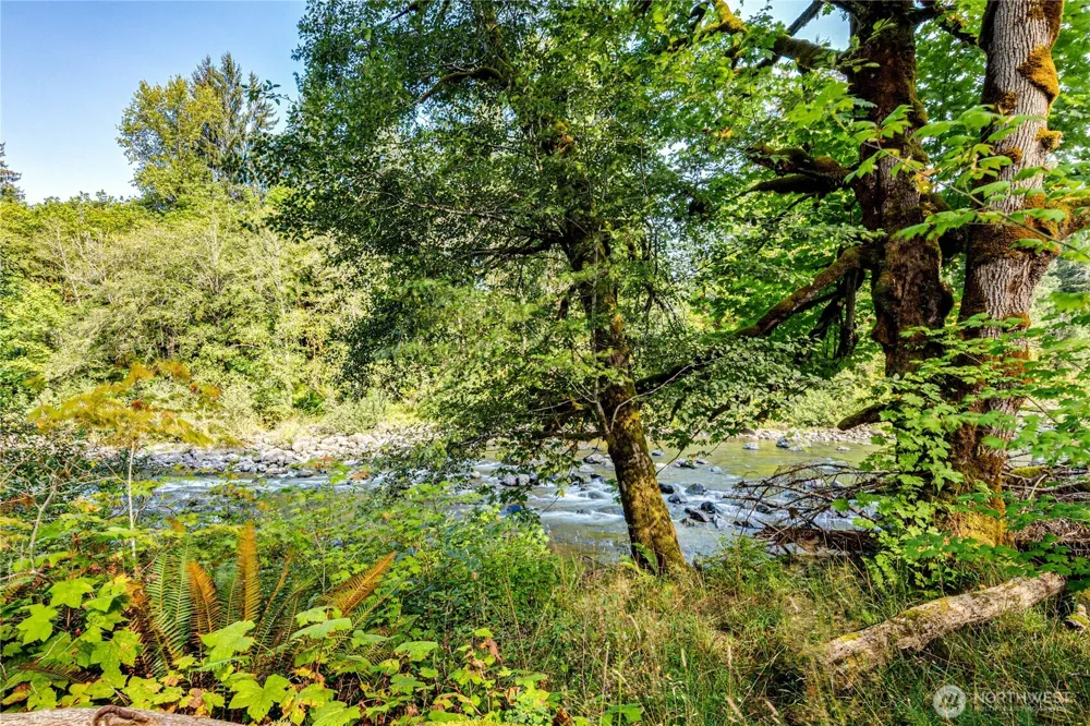 203503 Hwy 101 Beaver, WA 98305