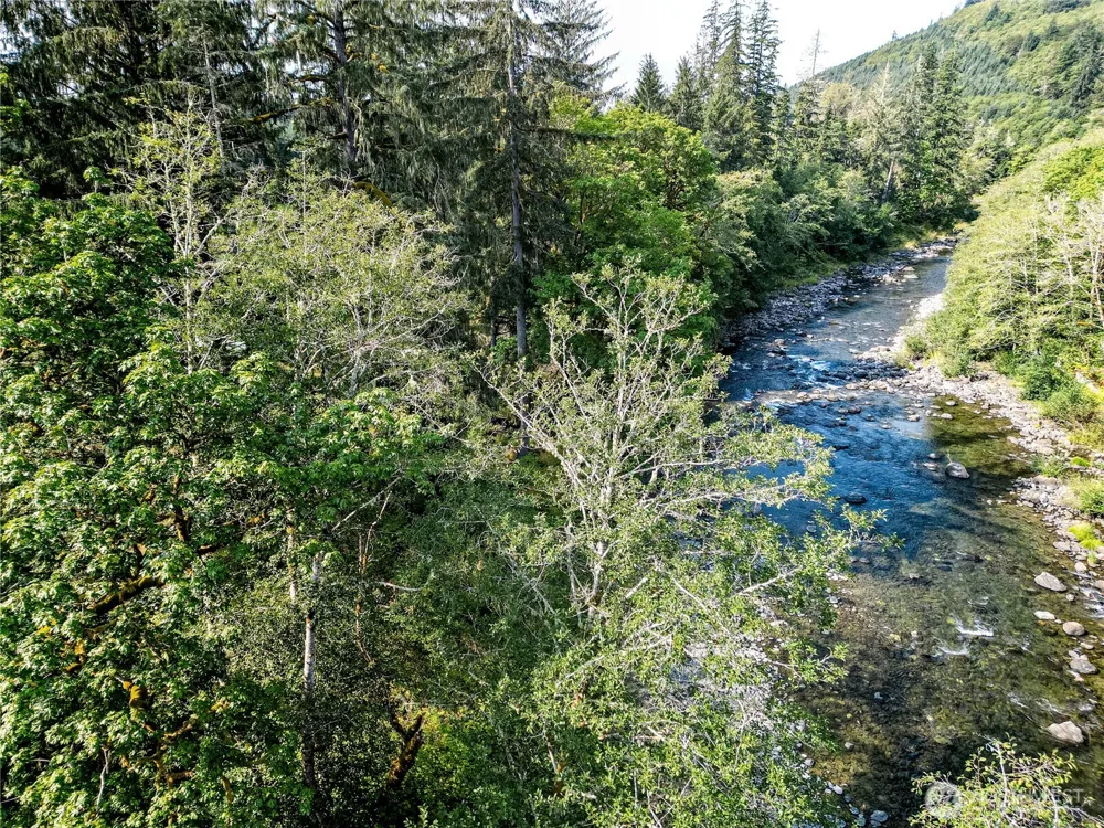 203503 Hwy 101 Beaver, WA 98305