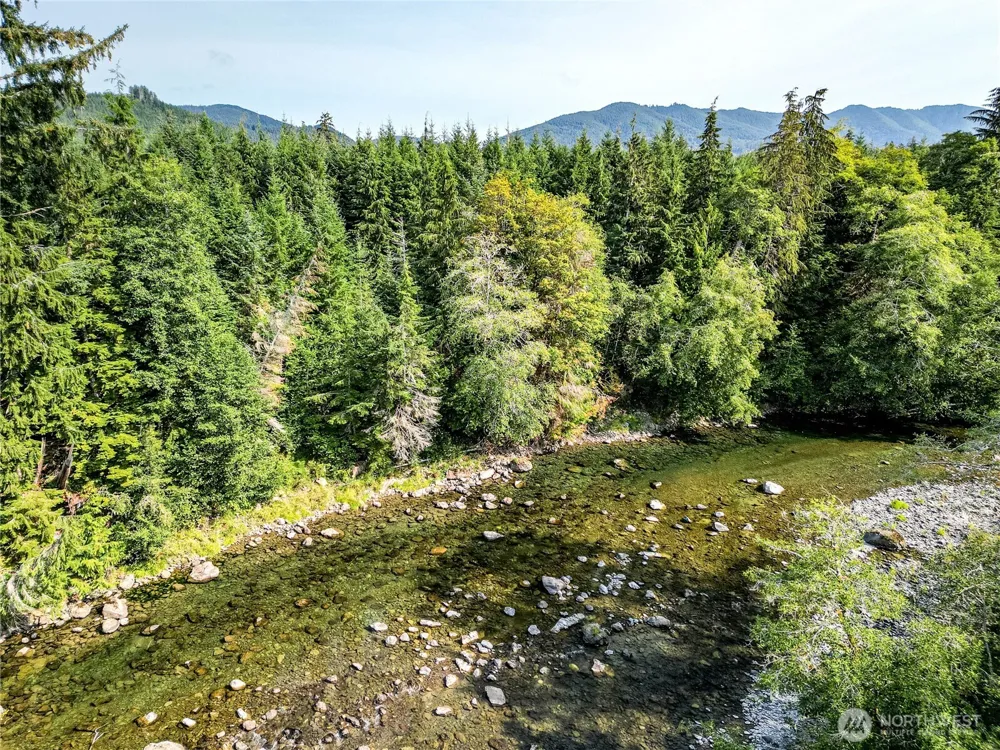 203503 Hwy 101 Beaver, WA 98305