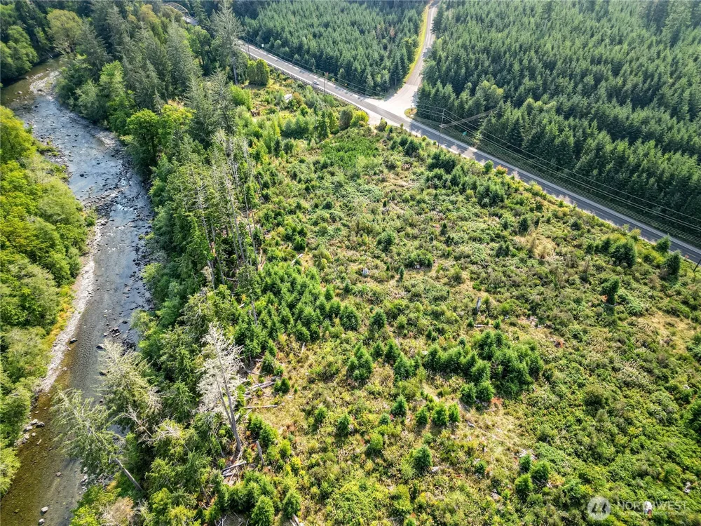 203503 Hwy 101 Beaver, WA 98305